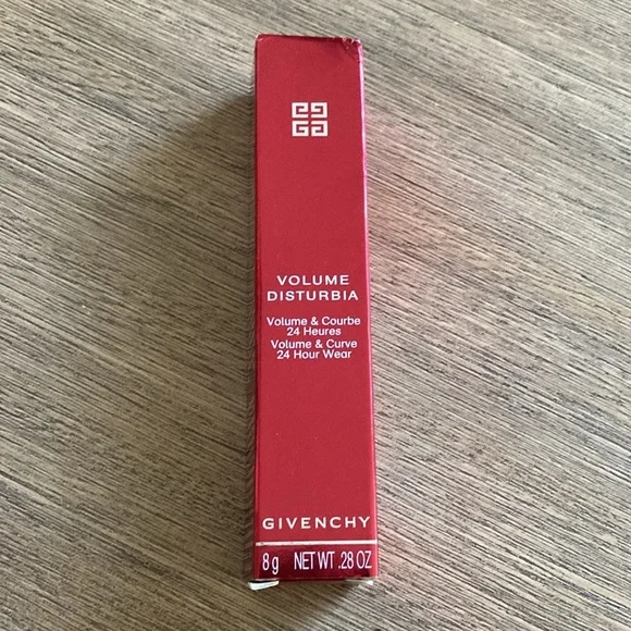 NEW Givenchy Volume Disturbia Black Mascara - Picture 3 of 8